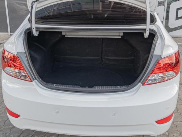Hyundai Solaris I с пробегом 2013 года, цена 820 000 рублей, 204992 км, седан, Автокод Объявления
