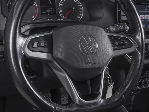 Volkswagen Polo VI с пробегом 2021 года, цена 1 630 000 рублей, 103242 км, лифтбек, Автокод Объявления