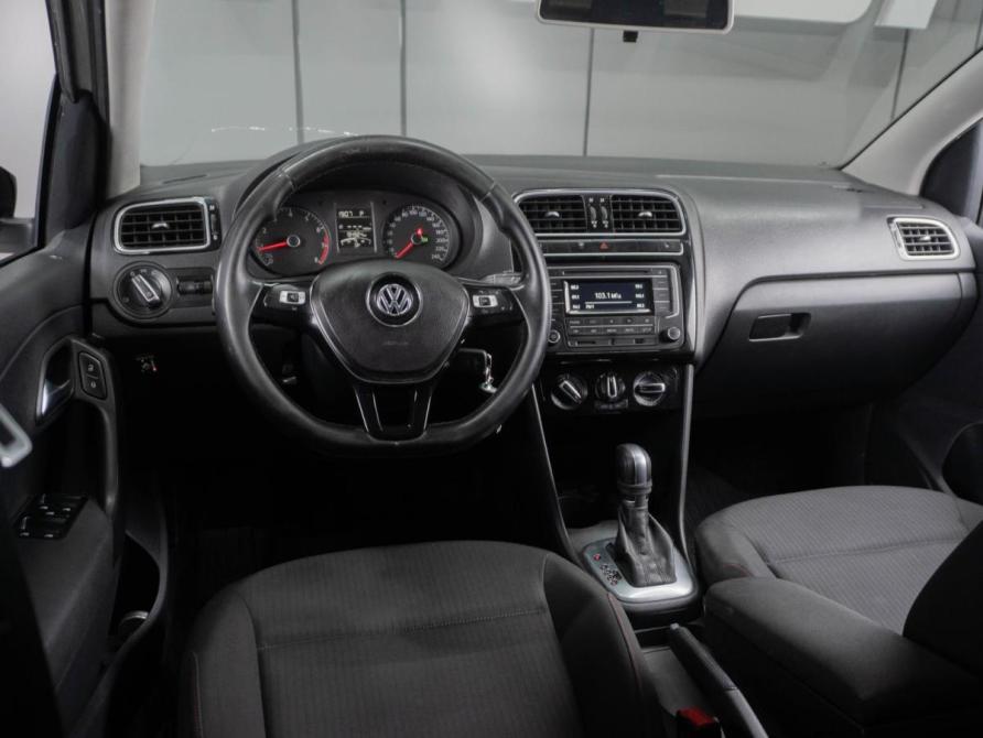 Volkswagen Polo V Рестайлинг Тюмень  - изображение 6