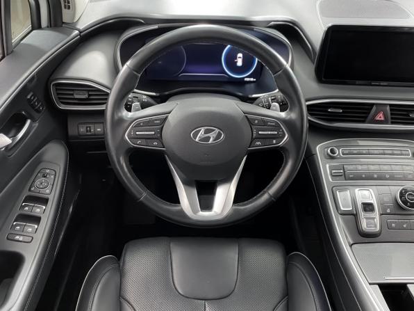 Hyundai Santa Fe IV Рестайлинг с пробегом 2021 года, цена 2 993 000 рублей, 172115 км, внедорожник, Автокод Объявления