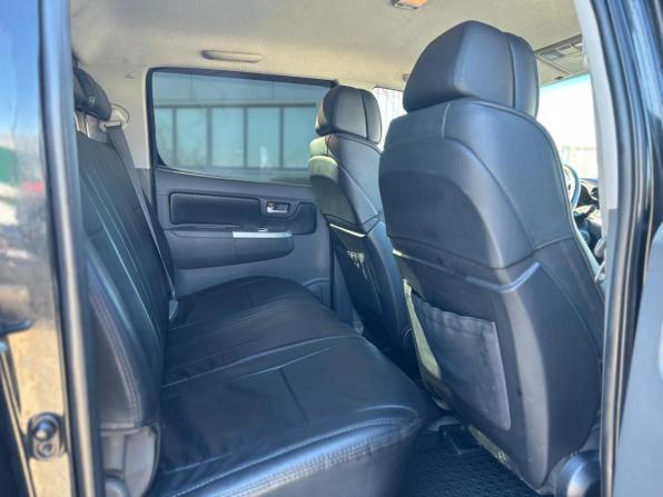 Toyota Hilux VII Рестайлинг с пробегом 2012 года, цена 2 600 000 рублей, 210413 км, пикап, Автокод Объявления