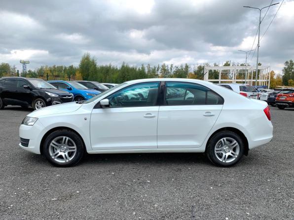 Skoda Rapid I с пробегом 2016 года, цена 983 000 рублей, 176798 км, лифтбек, Автокод Объявления