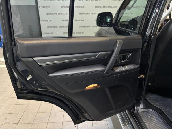 Mitsubishi Pajero IV с пробегом 2010 года, цена 1 779 000 рублей, 230000 км, внедорожник, Автокод Объявления