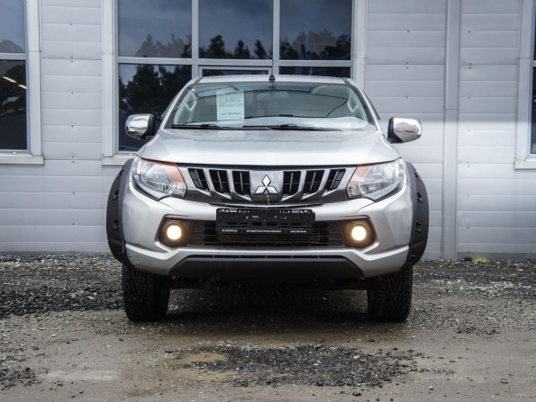 Mitsubishi L200 V с пробегом 2017 года, цена 1 599 000 рублей, 158000 км, offers.body_type.unknown, Автокод Объявления