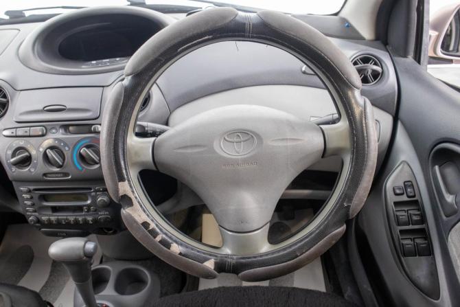 Toyota Vitz I (P10) с пробегом 2000 года, цена 389 000 рублей, 259000 км, хэтчбек, Автокод Объявления