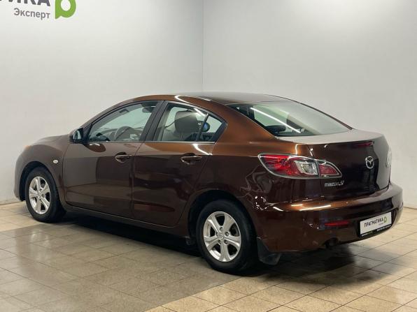 Mazda 3 II (BL) Рестайлинг с пробегом 2011 года, цена 748 000 рублей, 229000 км, седан, Автокод Объявления
