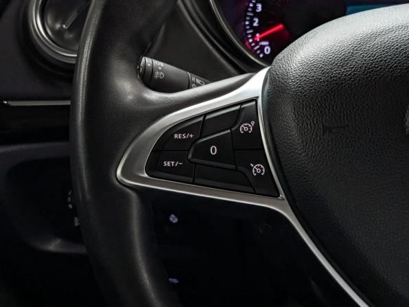 Renault Kaptur I Рестайлинг с пробегом 2021 года, цена 1 585 000 рублей, 94486 км, внедорожник, Автокод Объявления