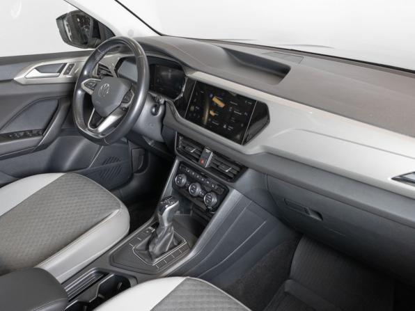 Volkswagen Taos I с пробегом 2021 года, цена 2 500 000 рублей, 88500 км, внедорожник, Автокод Объявления