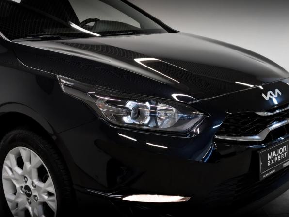 Kia Ceed III Рестайлинг с пробегом 2021 года, цена 2 150 000 рублей, 68212 км, универсал, Автокод Объявления