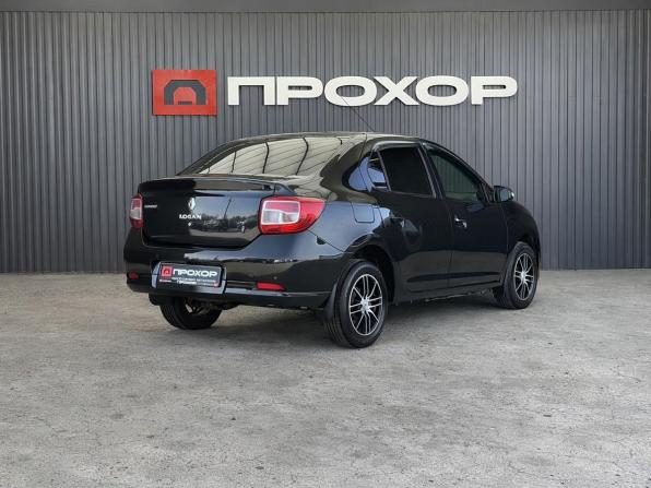 Renault Logan II с пробегом 2015 года, цена 657 000 рублей, 131821 км, седан, Автокод Объявления