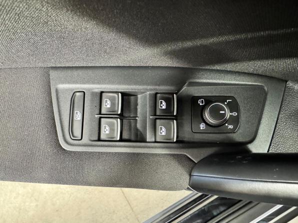 Volkswagen Tiguan II с пробегом 2018 года, цена 2 499 000 рублей, 146000 км, внедорожник, Автокод Объявления