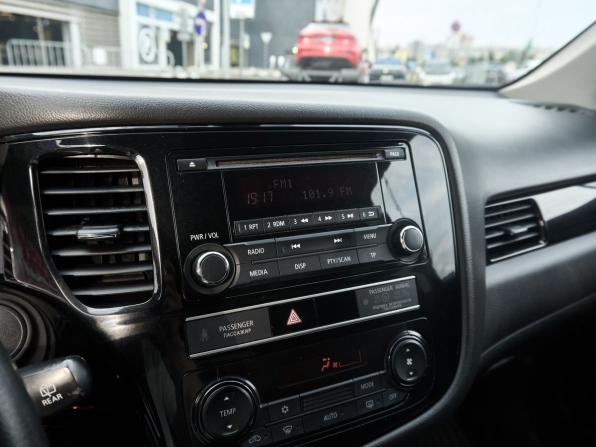 Mitsubishi Outlander III Рестайлинг 3 с пробегом 2019 года, цена 1 852 000 рублей, 223078 км, внедорожник, Автокод Объявления