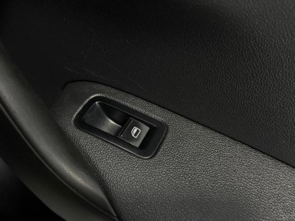 Volkswagen Polo V с пробегом 2013 года, цена 650 000 рублей, 230000 км, седан, Автокод Объявления