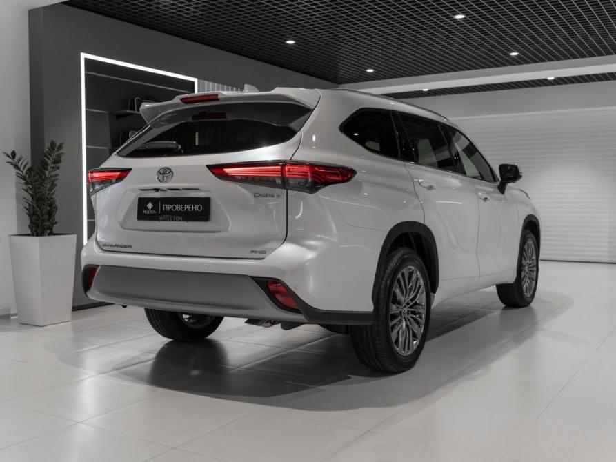 Toyota Highlander IV (XU70) Москва  - изображение 5