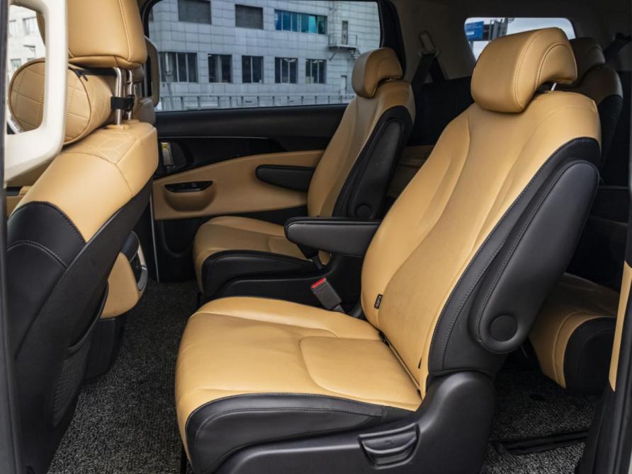 Kia Carnival IV Москва  - изображение 15