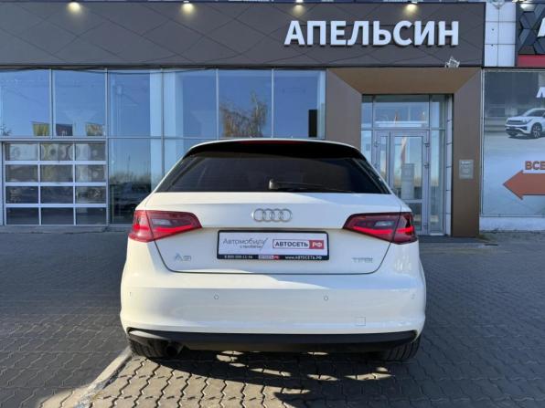 Audi A3 III (8V) с пробегом 2015 года, цена 1 050 000 рублей, 217001 км, хэтчбек, Автокод Объявления