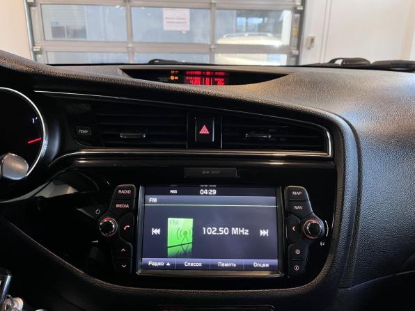 Kia Ceed II Рестайлинг с пробегом 2016 года, цена 1 200 000 рублей, 240127 км, универсал, Автокод Объявления