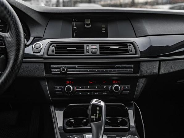 BMW 5 серии VI (F10/F11/F07) с пробегом 2013 года, цена 1 435 000 рублей, 238995 км, седан, Автокод Объявления