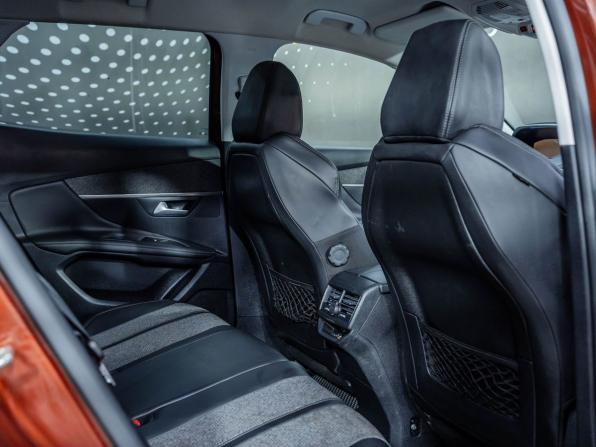 Peugeot 3008 II с пробегом 2018 года, цена 1 577 000 рублей, 233000 км, внедорожник, Автокод Объявления