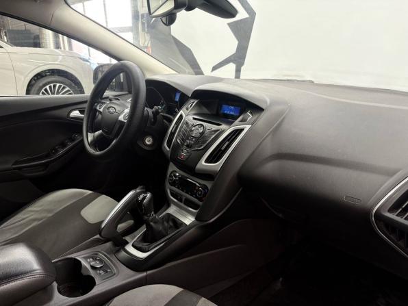 Ford Focus III с пробегом 2012 года, цена 929 900 рублей, 187000 км, универсал, Автокод Объявления