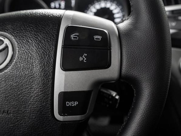 Toyota Land Cruiser 200 Series Рестайлинг 1 с пробегом 2012 года, цена 4 040 000 рублей, 226365 км, внедорожник, Автокод Объявления