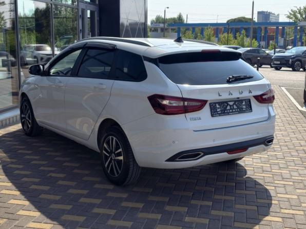 Lada (ВАЗ) Vesta I Рестайлинг (NG) с пробегом 2024 года, цена 1 357 200 рублей, 18142 км, универсал, Автокод Объявления