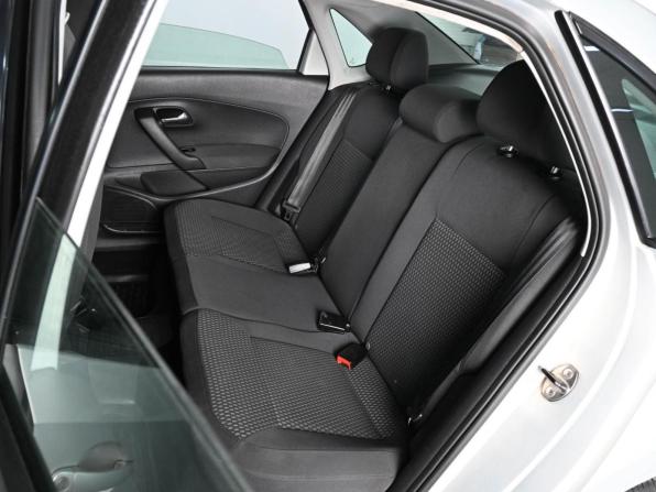 Volkswagen Polo V с пробегом 2013 года, цена 899 000 рублей, 195829 км, седан, Автокод Объявления