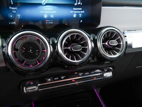 Mercedes-Benz GLB I (X247) с пробегом 2021 года, цена 3 149 077 рублей, 54335 км, внедорожник, Автокод Объявления