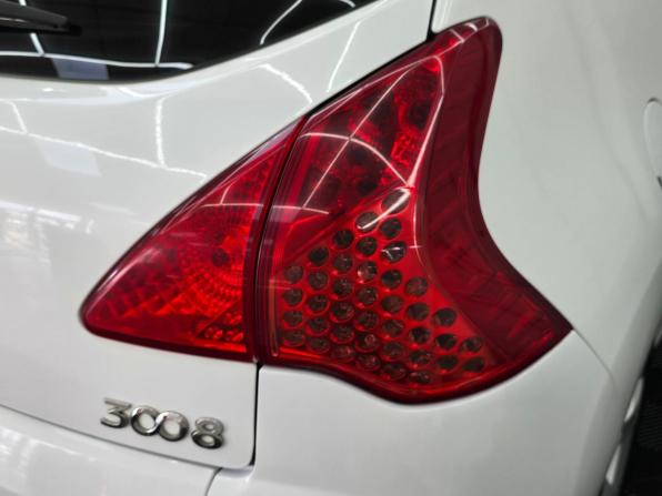 Peugeot 3008 I с пробегом 2012 года, цена 935 000 рублей, 114980 км, внедорожник, Автокод Объявления