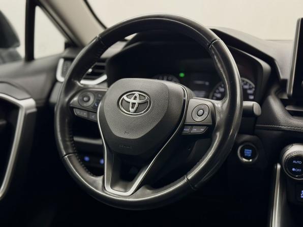 Toyota RAV4 V (XA50) с пробегом 2021 года, цена 2 800 000 рублей, 153491 км, внедорожник, Автокод Объявления