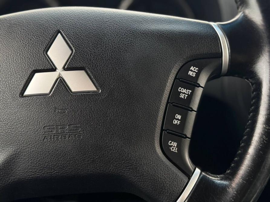 Mitsubishi Pajero IV Рестайлинг 1 Екатеринбург  - изображение 29