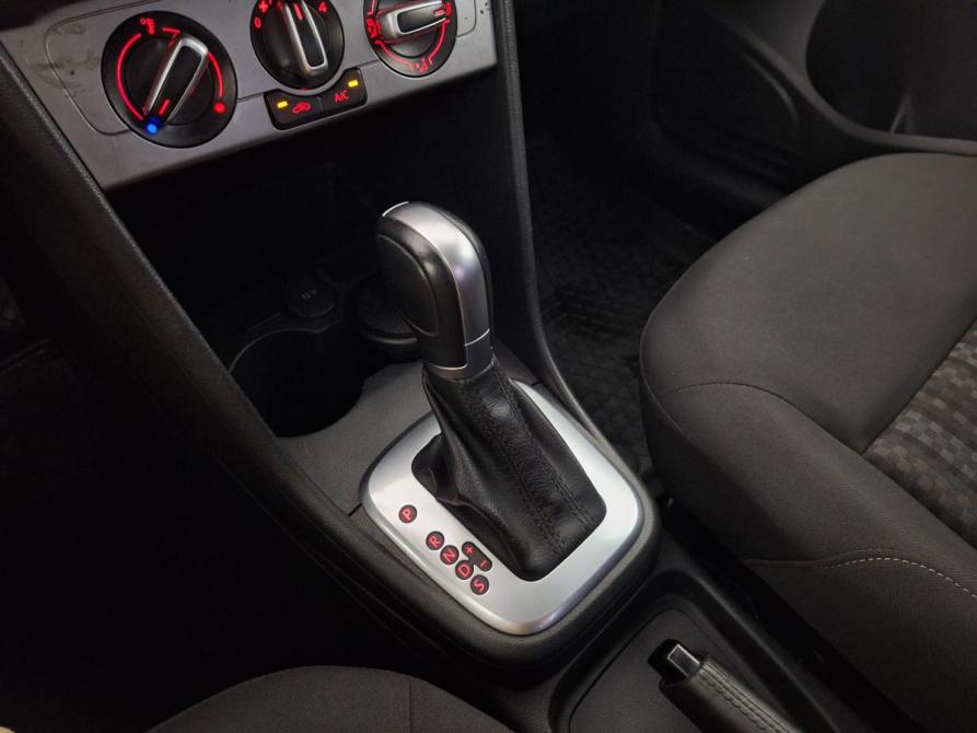 Volkswagen Polo V Рестайлинг Псков  - изображение 15
