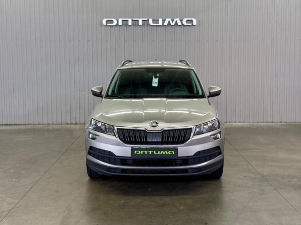 Skoda Karoq I с пробегом 2021 года, цена 1 997 000 рублей, 157719 км, внедорожник, Автокод Объявления