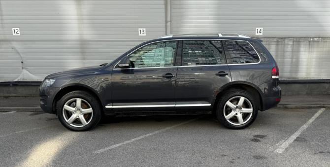 Volkswagen Touareg I Рестайлинг с пробегом 2007 года, цена 859 000 рублей, 401358 км, внедорожник, Автокод Объявления