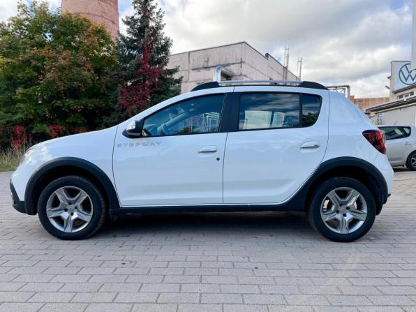 Renault Sandero II Рестайлинг с пробегом 2020 года, цена 1 249 000 рублей, 78000 км, хэтчбек, Автокод Объявления