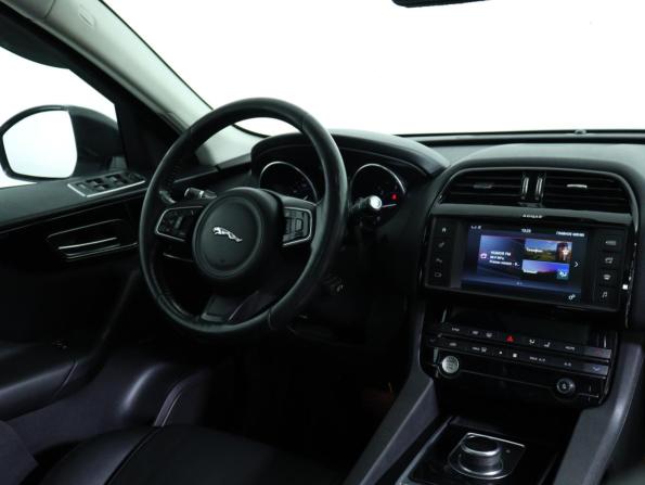 Jaguar F-Pace I с пробегом 2016 года, цена 1 960 000 рублей, 187392 км, внедорожник, Автокод Объявления