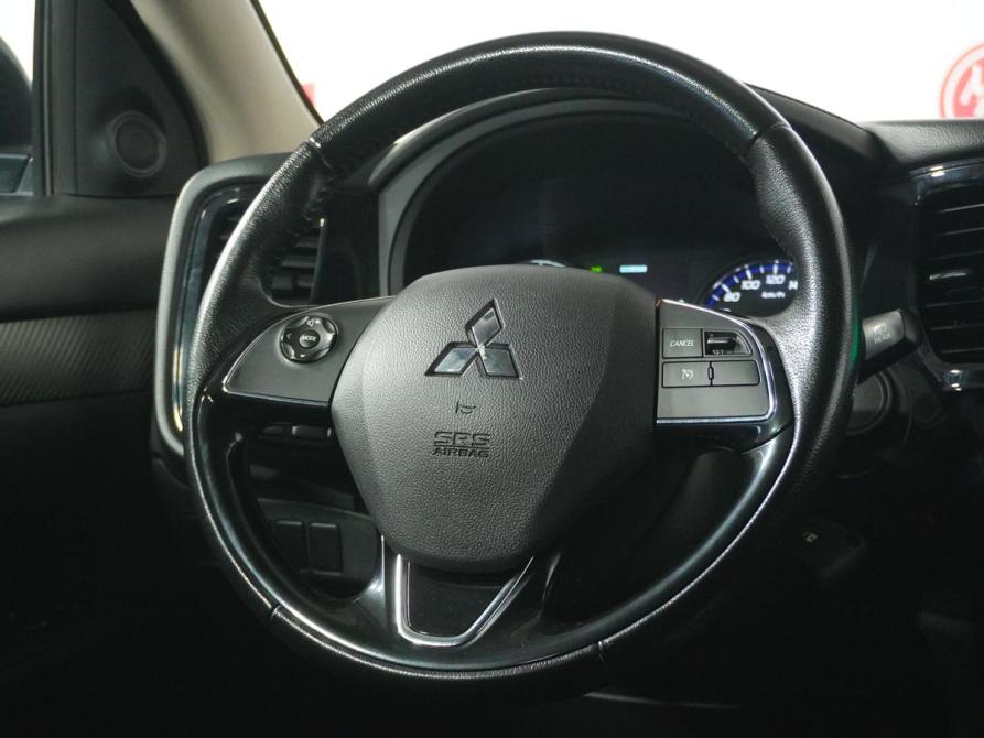 Mitsubishi Outlander III Рестайлинг 2 Вологда  - изображение 19