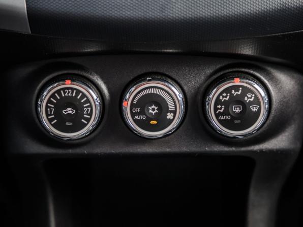 Mitsubishi Outlander II Рестайлинг с пробегом 2010 года, цена 988 000 рублей, 229575 км, внедорожник, Автокод Объявления