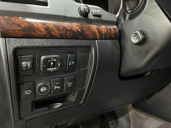 Toyota Land Cruiser 200 Series с пробегом 2011 года, цена 2 900 000 рублей, 315561 км, внедорожник, Автокод Объявления