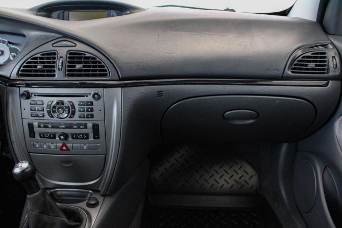 Citroen C5 I Рестайлинг с пробегом 2006 года, цена 249 000 рублей, 195181 км, хэтчбек, Автокод Объявления