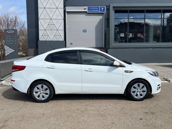 Kia Rio III Рестайлинг с пробегом 2016 года, цена 796 000 рублей, 136000 км, седан, Автокод Объявления