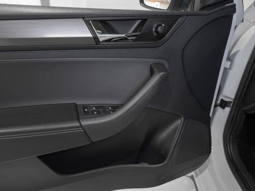 Skoda Rapid I Рестайлинг Москва  - изображение 16