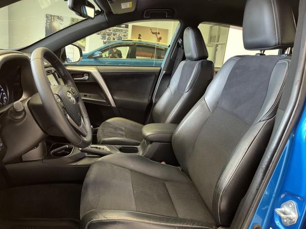 Toyota RAV4 IV (XA40) Рестайлинг с пробегом 2016 года, цена 2 720 000 рублей, 90100 км, внедорожник, Автокод Объявления