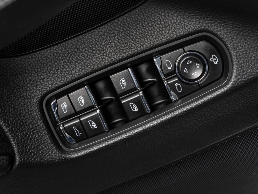 Porsche Panamera I Тюмень  - изображение 16
