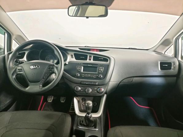 Kia Ceed II с пробегом 2012 года, цена 646 000 рублей, 191000 км, универсал, Автокод Объявления