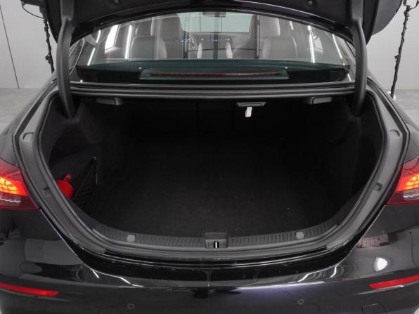 Mercedes-Benz E-Класс V (W213 S213 C238) Рестайлинг с пробегом 2022 года, цена 5 399 000 рублей, 67988 км, седан, Автокод Объявления