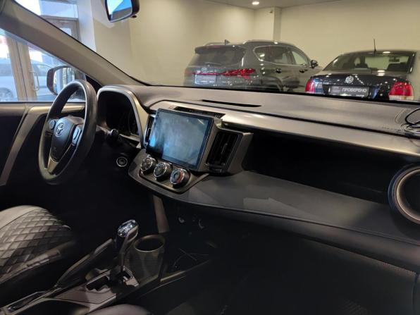 Toyota RAV4 IV (XA40) с пробегом 2014 года, цена 1 595 000 рублей, 281986 км, внедорожник, Автокод Объявления