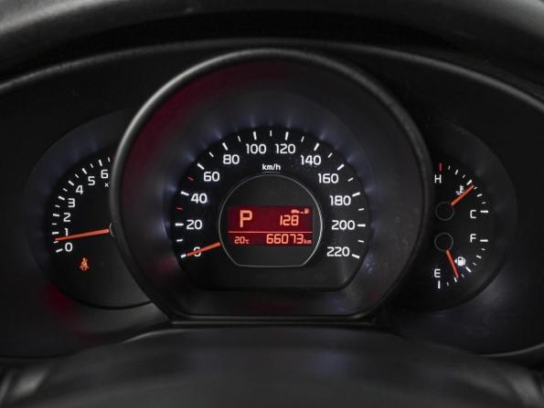 Kia Soul II Рестайлинг с пробегом 2018 года, цена 1 980 000 рублей, 66073 км, хэтчбек, Автокод Объявления