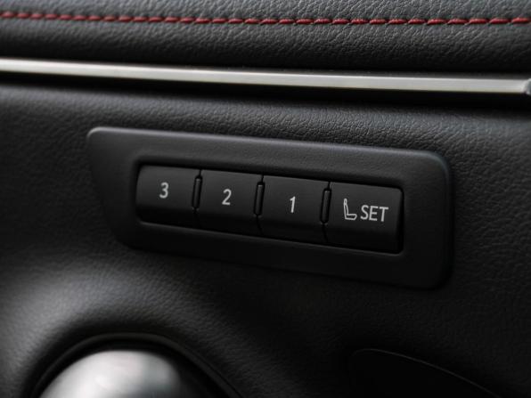 Lexus ES VII с пробегом 2019 года, цена 4 346 000 рублей, 166757 км, седан, Автокод Объявления