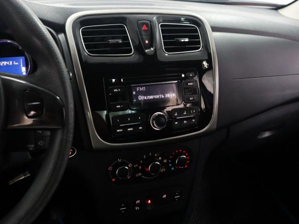 Renault Logan II с пробегом 2016 года, цена 699 000 рублей, 228925 км, седан, Автокод Объявления
